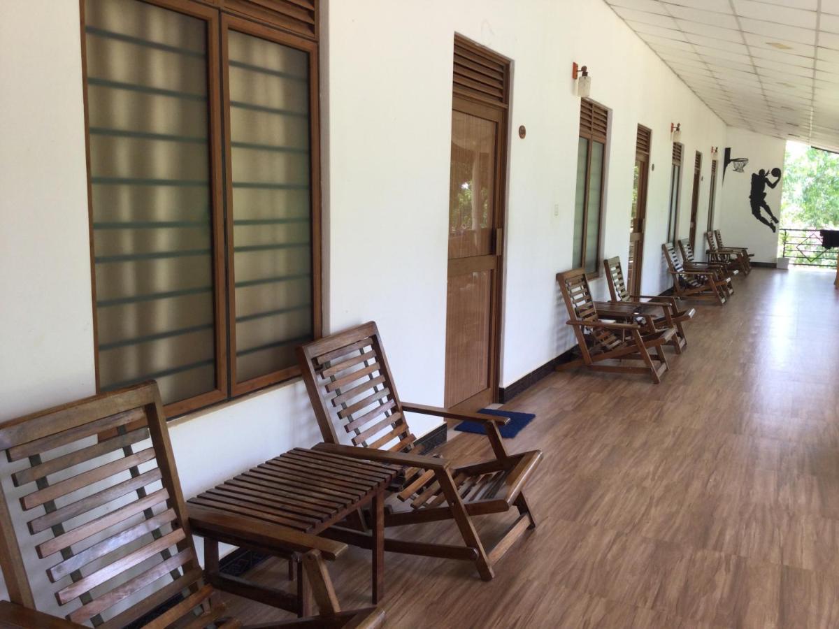 French Garden Resort Uppuveli Exterior foto